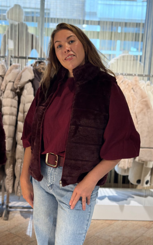 Monique Gilet Burgundy