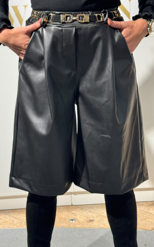 Do you like a bermuda black