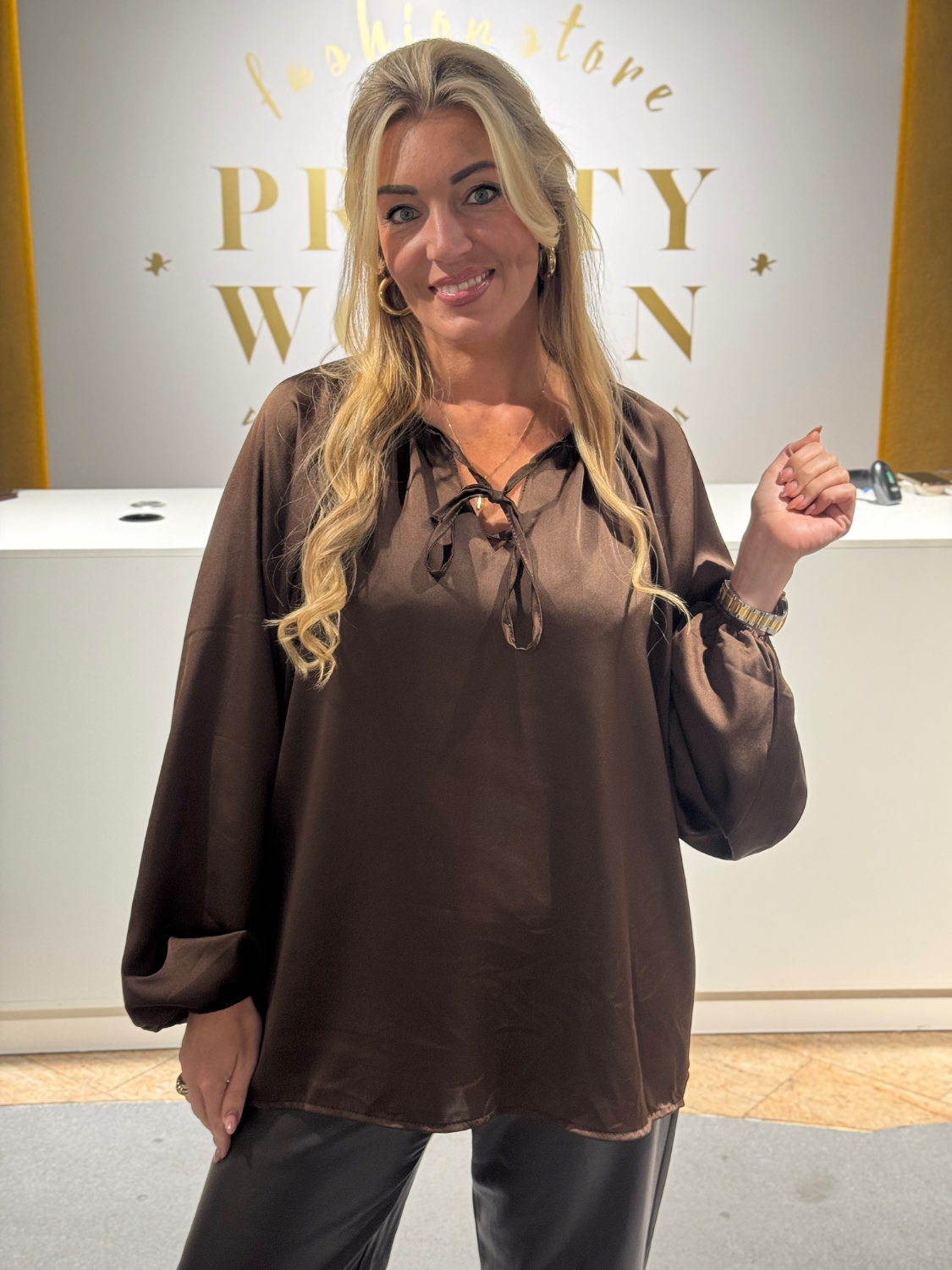 Oversized Shine Blouse Brown