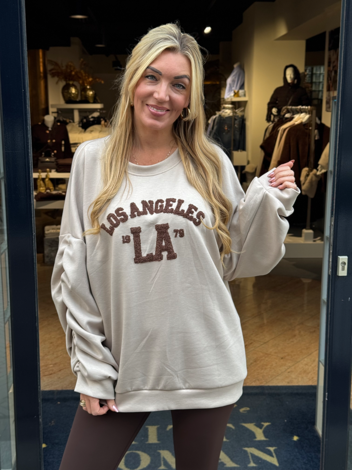 Los Angeles Trui Taupe Brown