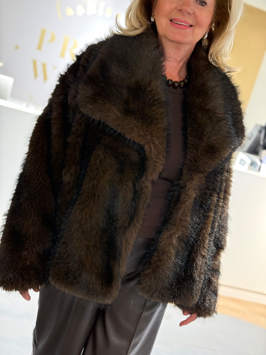 I do it furry coat brown/black - Afbeelding 4