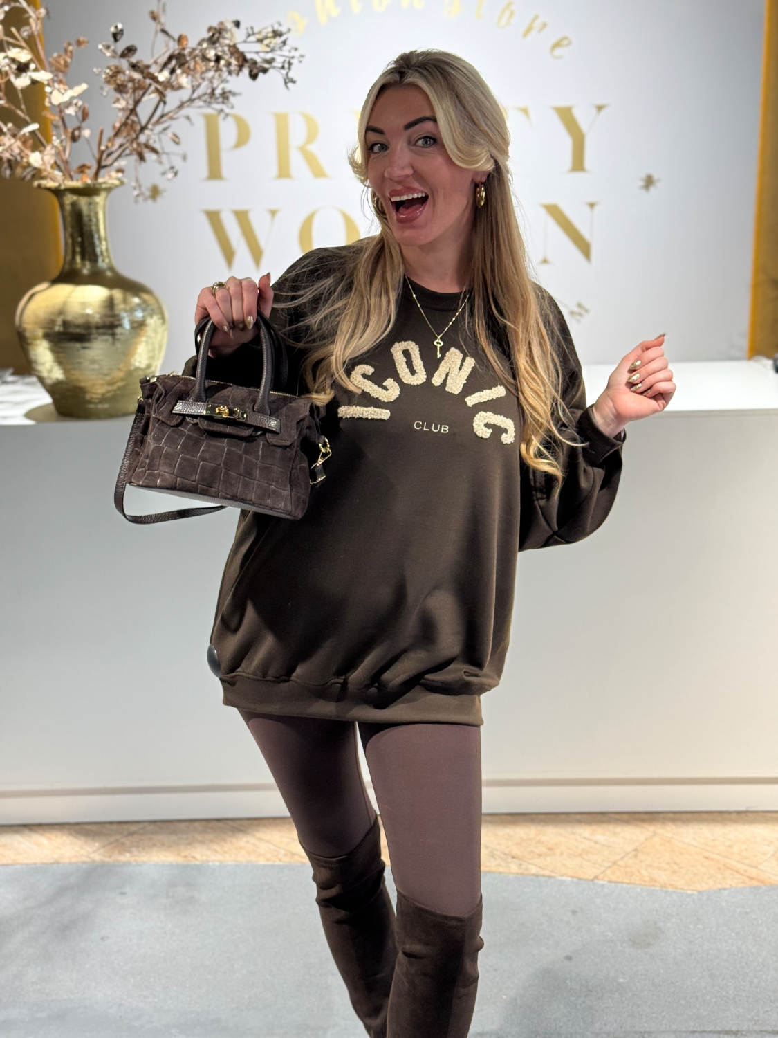Iconic Sweater Brown