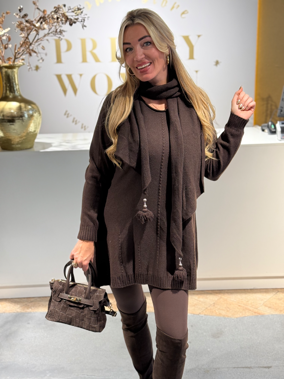 Mila Trui Inclusief Sjaal Brown - Afbeelding 2
