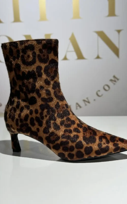 Hairy Leopard Print Laars