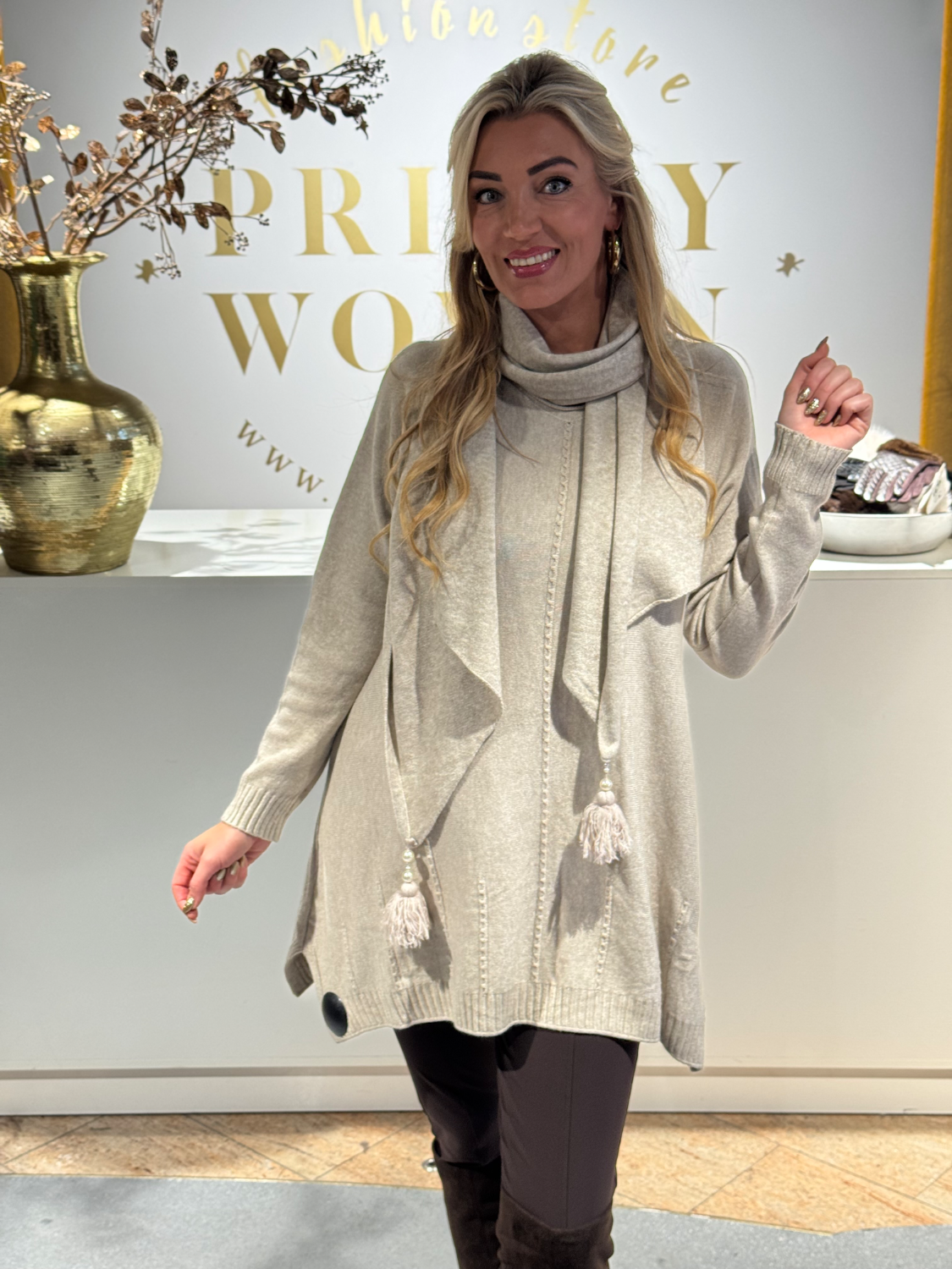 Mila Trui Inclusief SJaal Beige