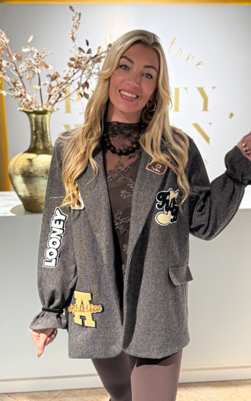 Oversized Blazer Looney